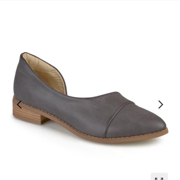 Journee Collection flats - Picture 2 of 6